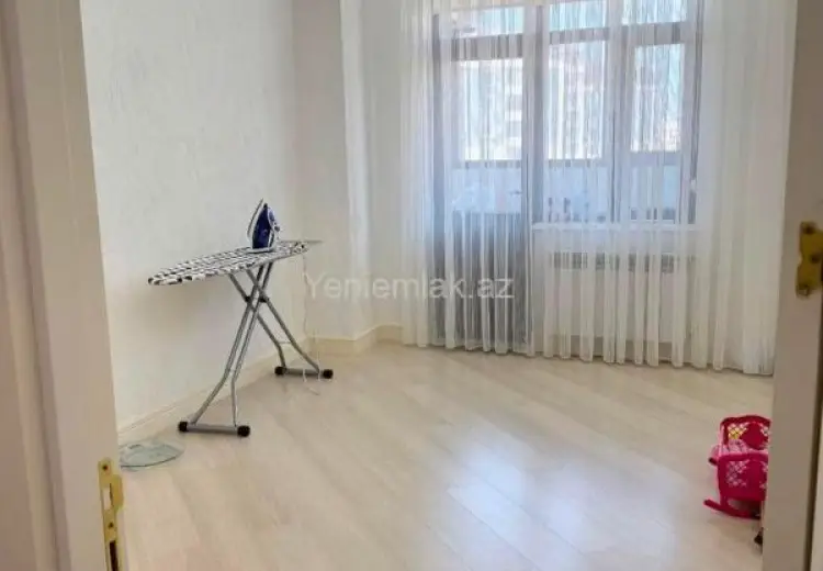 3 otaqlı mənzil Satılır, 8-ci mikrorayon, Binəqədi, Bakı