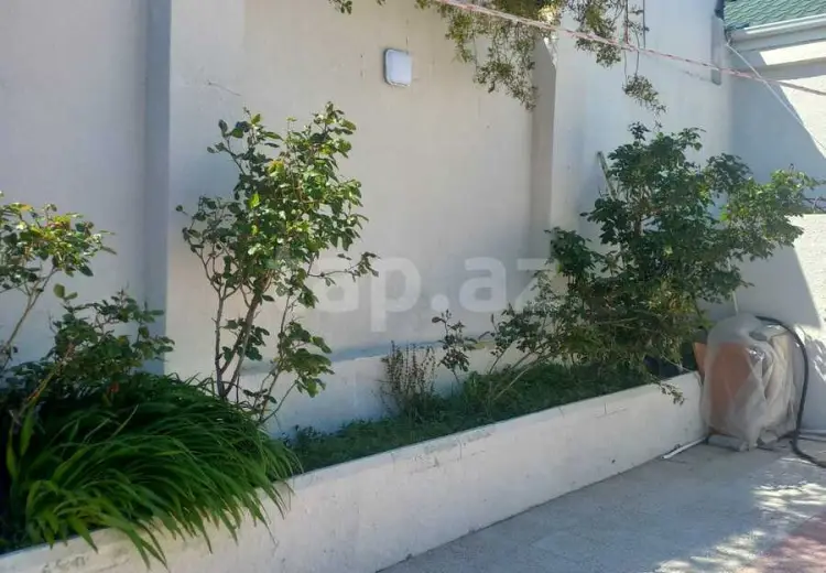 4 otaqlı mənzil , Bakı