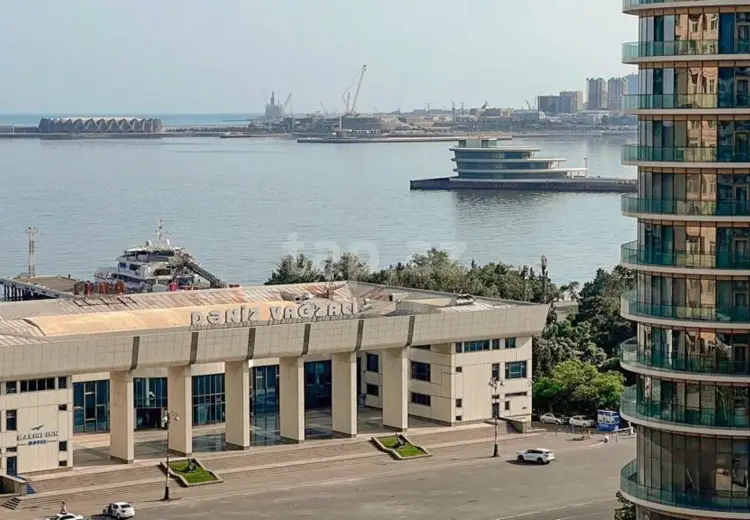 3 otaqlı mənzil , Bakı