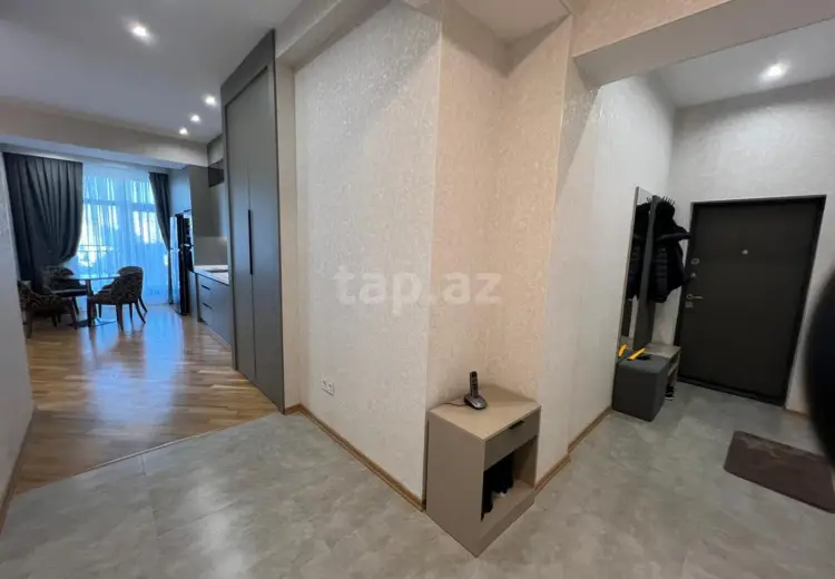 3 otaqlı mənzil , Bakı