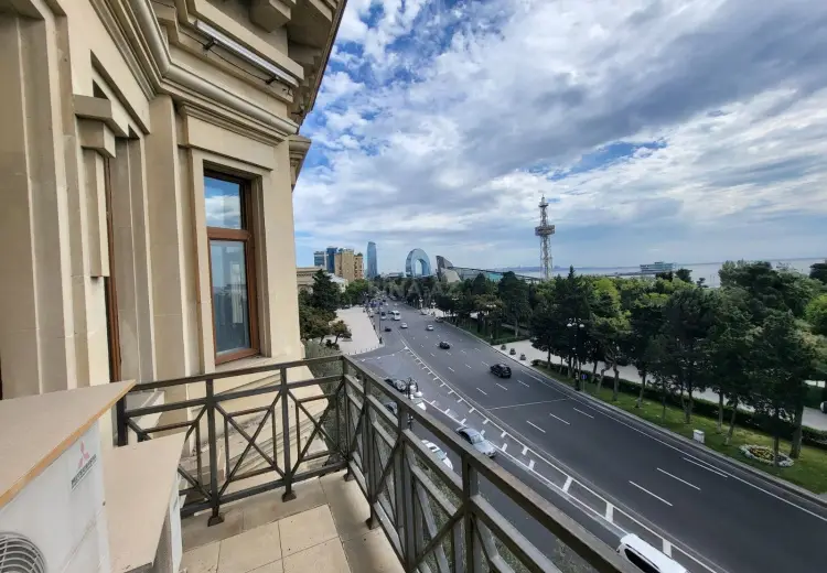 180 m² Obyekt / Ofis Kirayə (aylıq), Səbail, Bakı