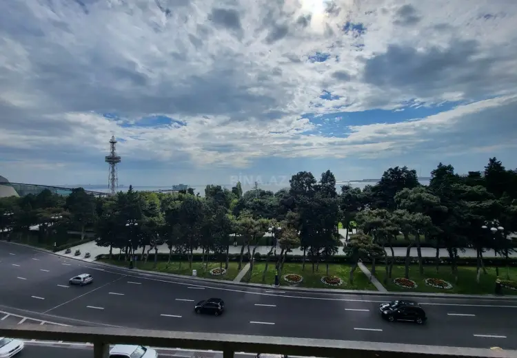 180 m² Obyekt / Ofis Kirayə (aylıq), Səbail, Bakı
