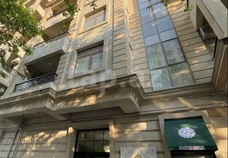 3 otaqlı mənzil , Bakı