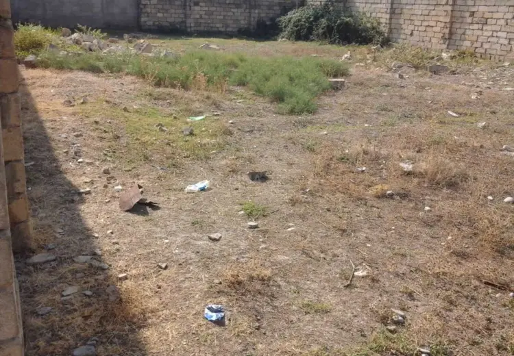 4 sot Torpaq Satılır, Xudat
