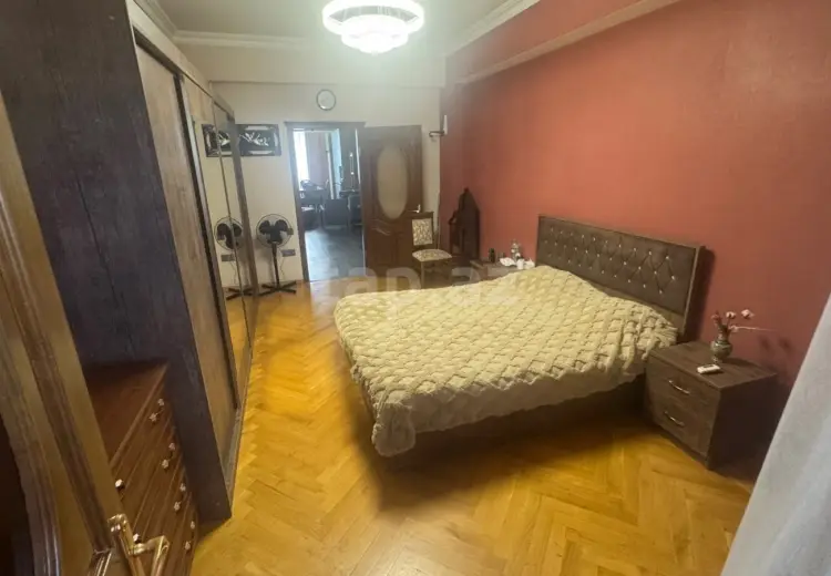 3 otaqlı mənzil , Bakı
