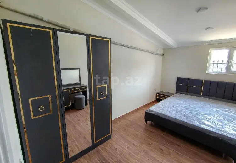 900 AZN - 4 otaqlı mənzil Kirayə (aylıq), Bakı