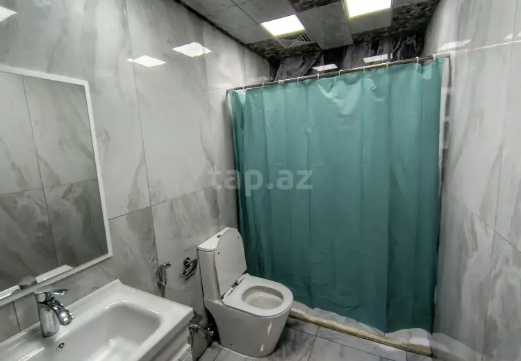 900 AZN - 4 otaqlı mənzil Kirayə (aylıq), Bakı
