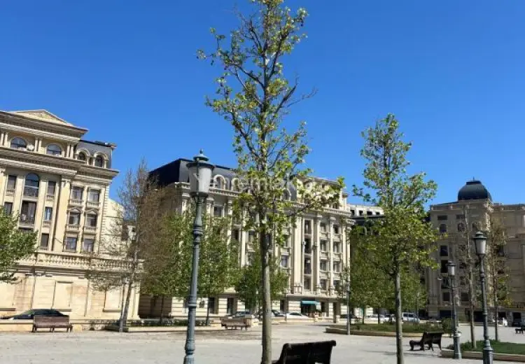 3 otaqlı mənzil Satılır, Bayıl qəs., Səbail, Bakı