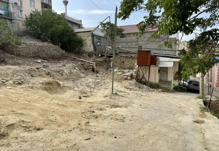 5.5 sot Torpaq Satılır, Bayıl qəs., Səbail, Bakı