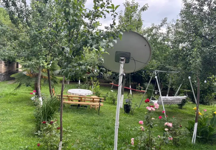 5 otaqlı mənzil Kirayə (günlük), Qax