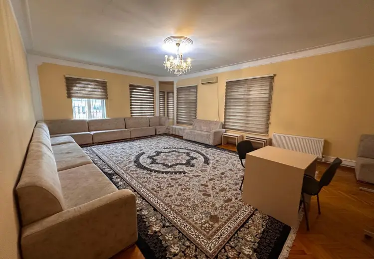400 m² Obyekt / Ofis Kirayə (aylıq), Badamdar qəs., Səbail, Bakı