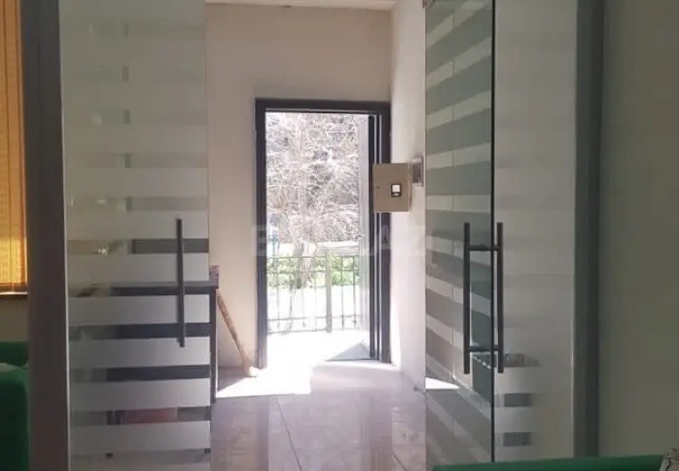 240 m² Obyekt / Ofis Kirayə (aylıq), Nərimanov, Bakı
