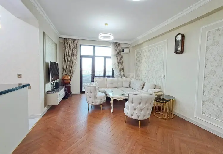 3 otaqlı mənzil , Bakı