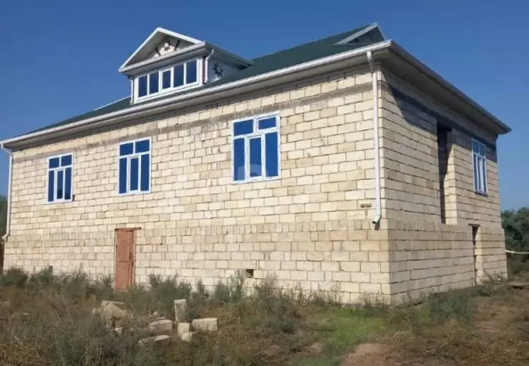 4 otaqlı mənzil , Bakı