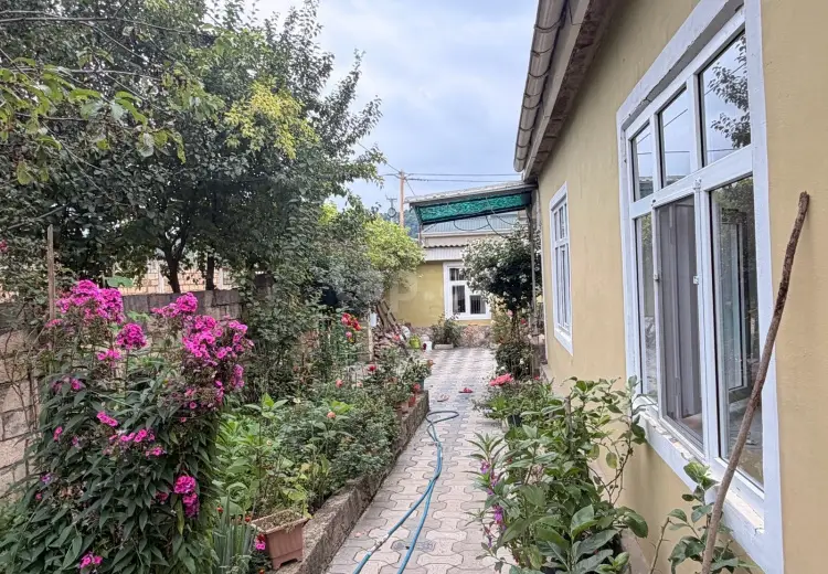 3 otaqlı mənzil , Qusar