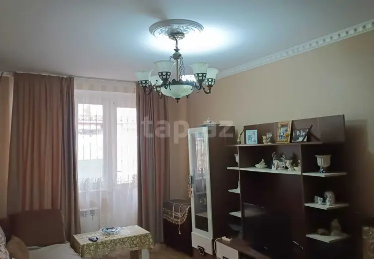 3 otaqlı mənzil , Bakı