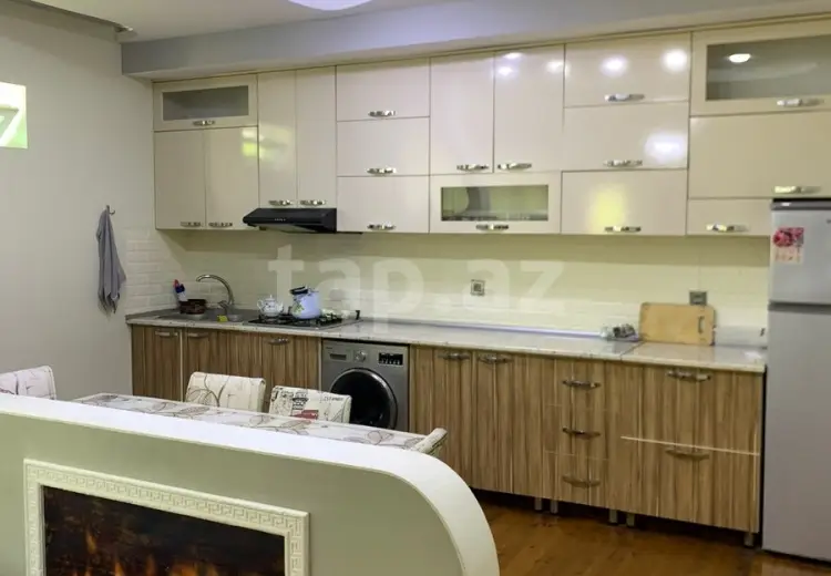 350 AZN - 4 otaqlı mənzil Kirayə (aylıq), Astara