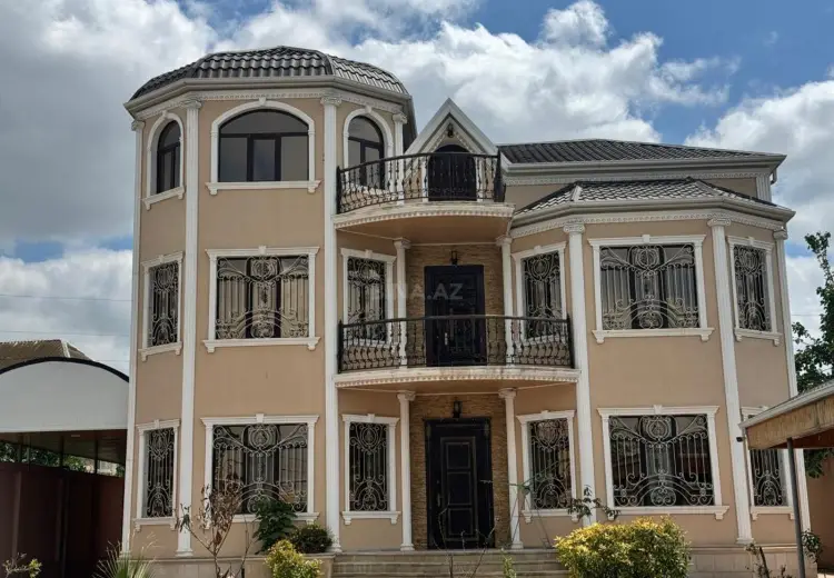 6 otaqlı mənzil Satılır, Şirvan