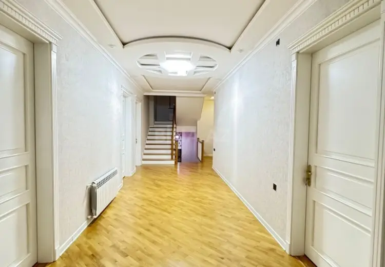 6 otaqlı mənzil Satılır, Şirvan
