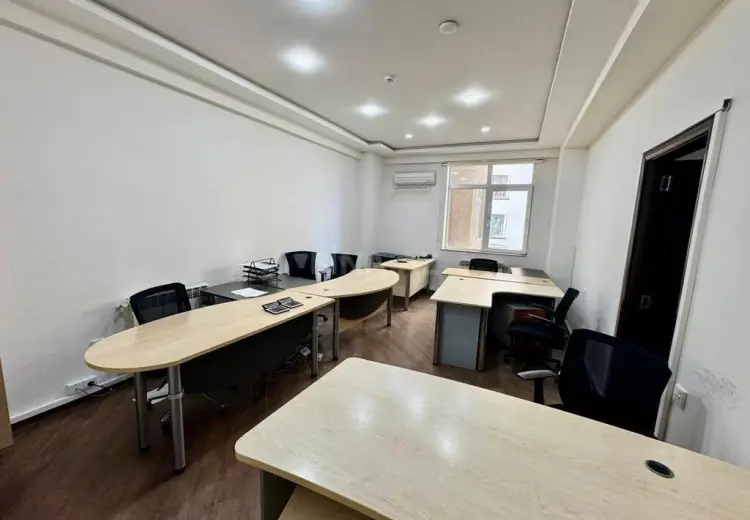 860 m² Obyekt / Ofis Kirayə (aylıq), Nəsimi, Bakı