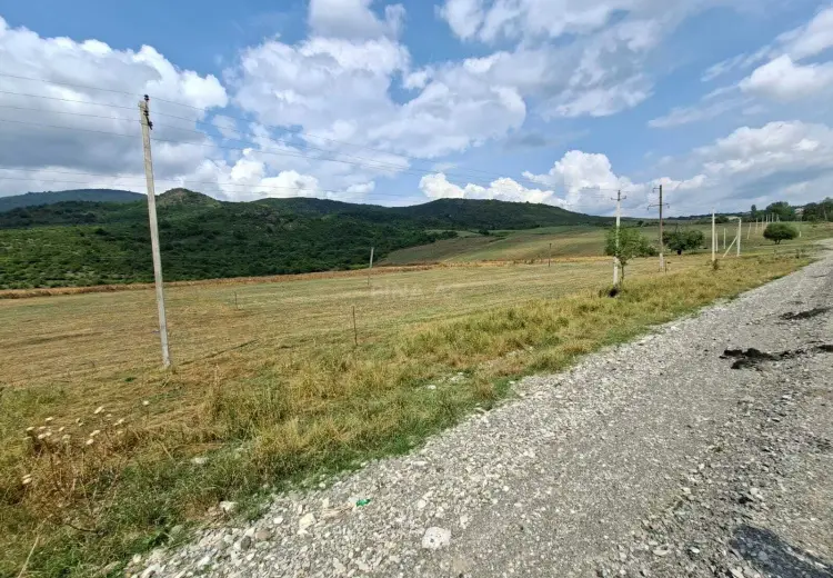 108 sot Torpaq Satılır, İsmayıllı