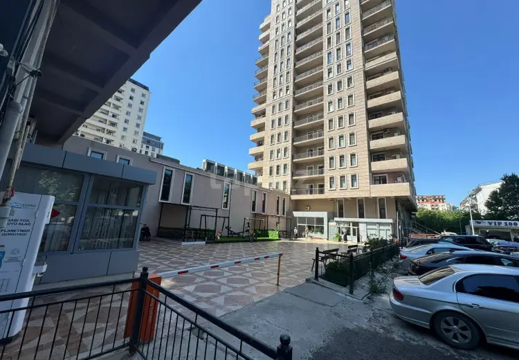 3 otaqlı mənzil , Bakı