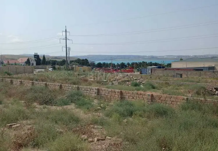 11 sot Torpaq Satılır, Saray, Abşeron