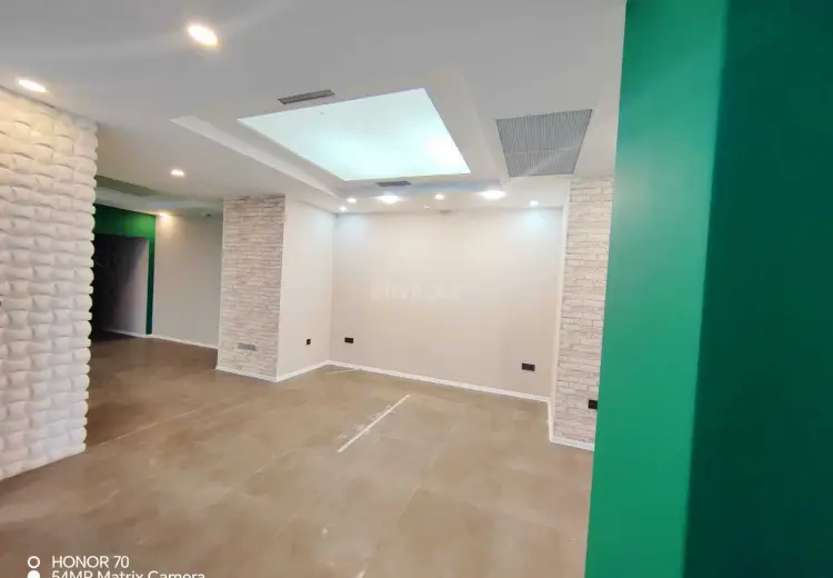 200 m² Obyekt / Ofis Satılır, Yasamal, Bakı