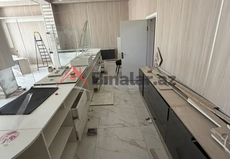 135 m² Obyekt / Ofis Kirayə (aylıq), Bakı