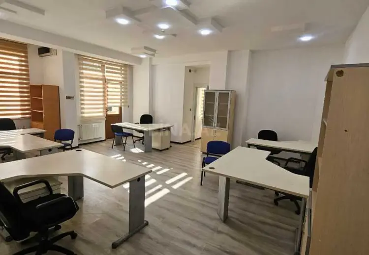 95 m² Obyekt / Ofis Kirayə (aylıq), Yasamal, Bakı