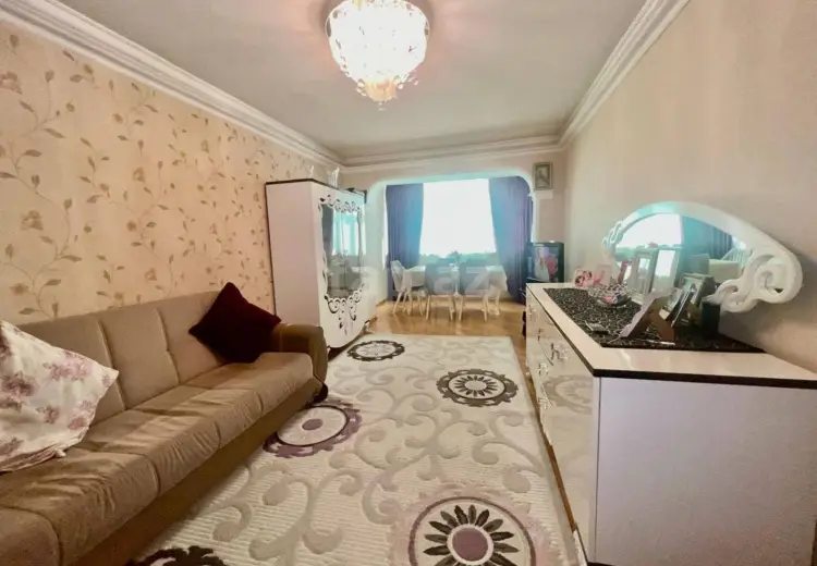 4 otaqlı mənzil , Bakı