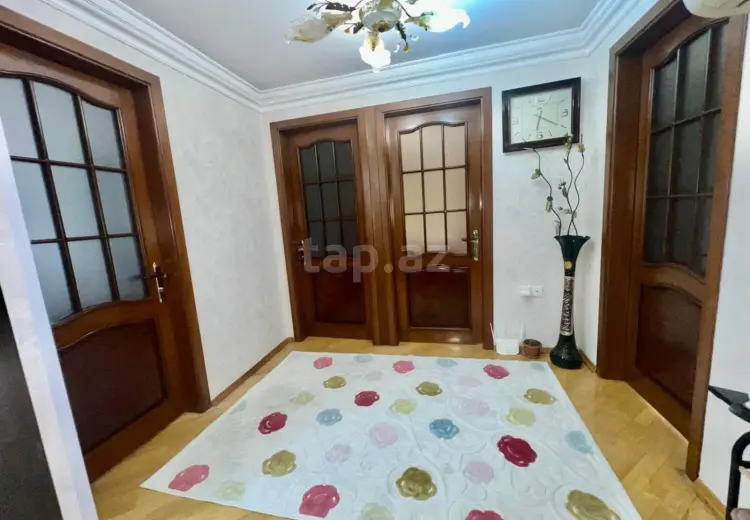 4 otaqlı mənzil , Bakı