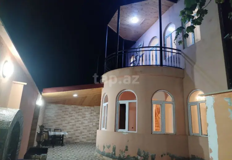 4 otaqlı mənzil , Qusar