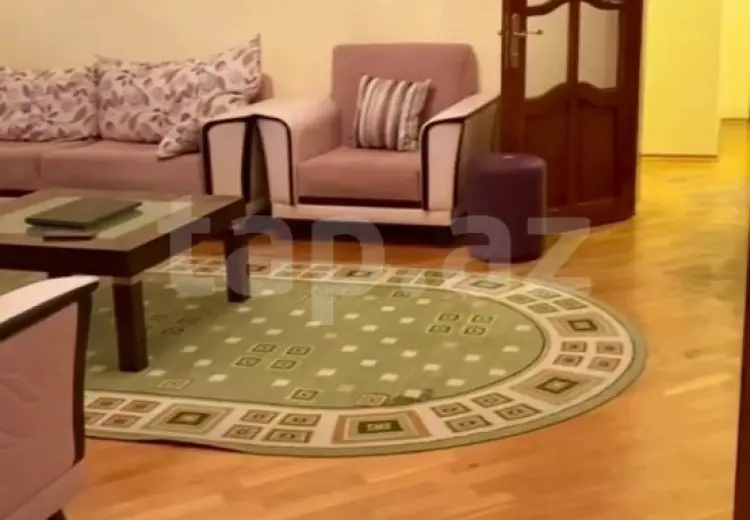 4 otaqlı mənzil , Bakı