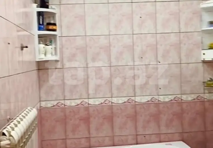 4 otaqlı mənzil , Bakı
