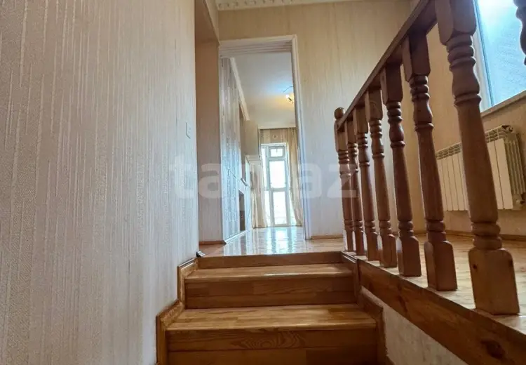 450 AZN - 4 otaqlı mənzil Kirayə (aylıq), Bakı