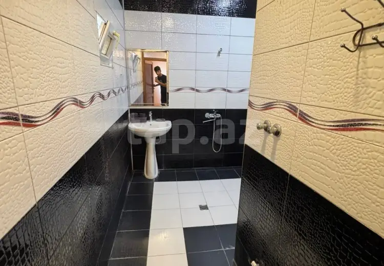 450 AZN - 4 otaqlı mənzil Kirayə (aylıq), Bakı