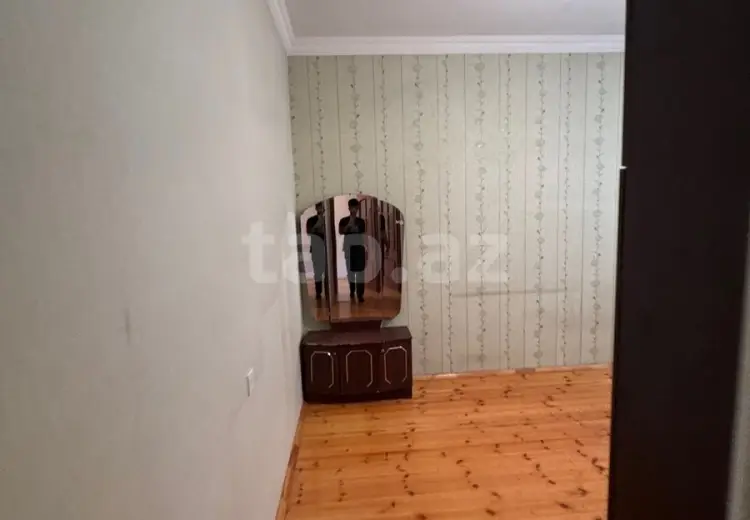 450 AZN - 4 otaqlı mənzil Kirayə (aylıq), Bakı