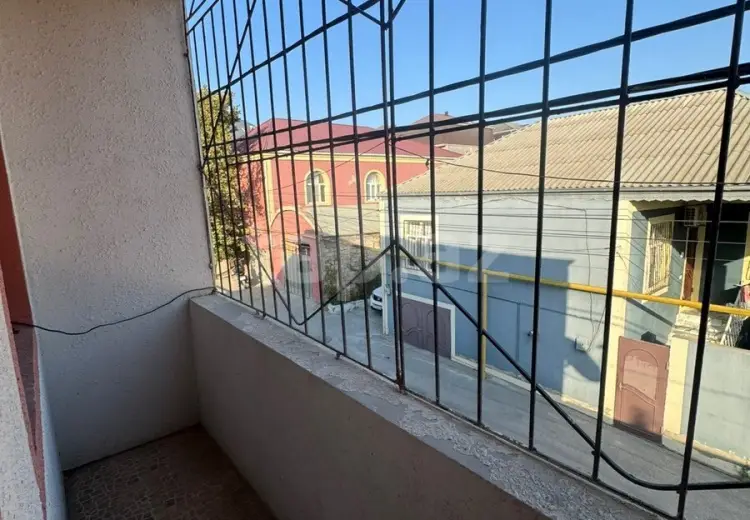 450 AZN - 4 otaqlı mənzil Kirayə (aylıq), Bakı