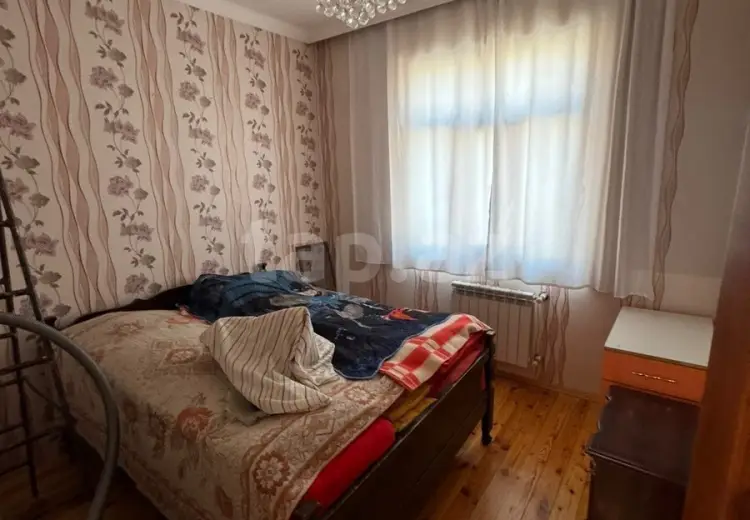 450 AZN - 4 otaqlı mənzil Kirayə (aylıq), Bakı