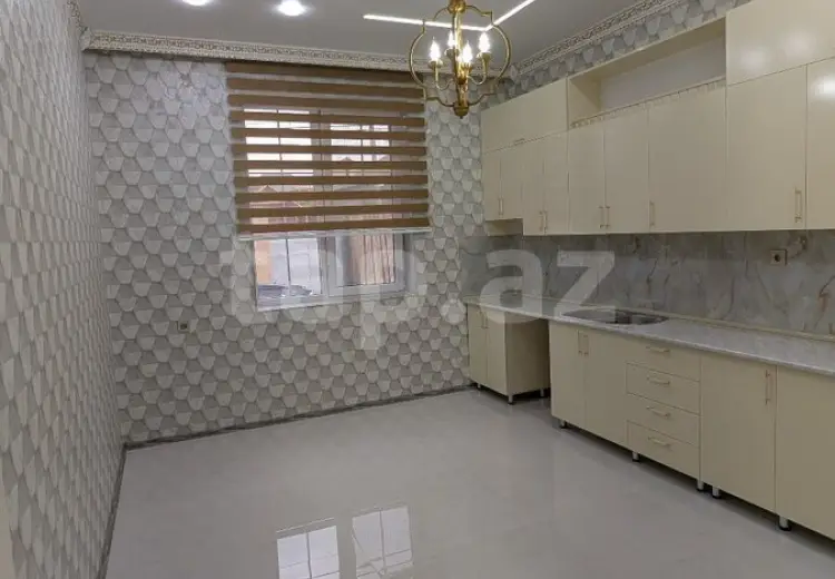 10 otaqlı mənzil , Göygöl