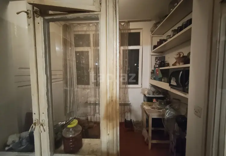 4 otaqlı mənzil , Bakı