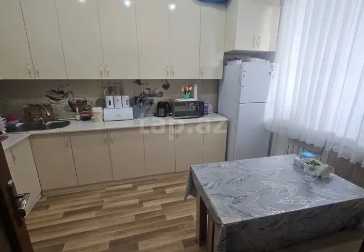 4 otaqlı mənzil , Sumqayıt
