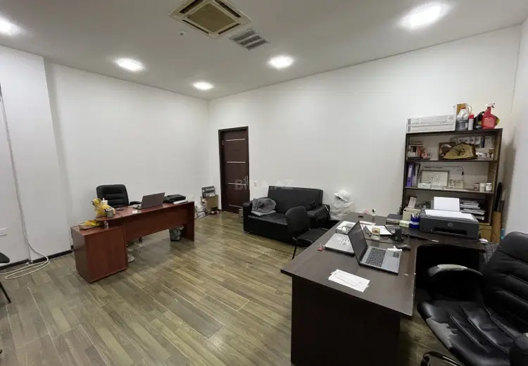 25 m² Obyekt / Ofis Kirayə (aylıq), Nərimanov, Bakı