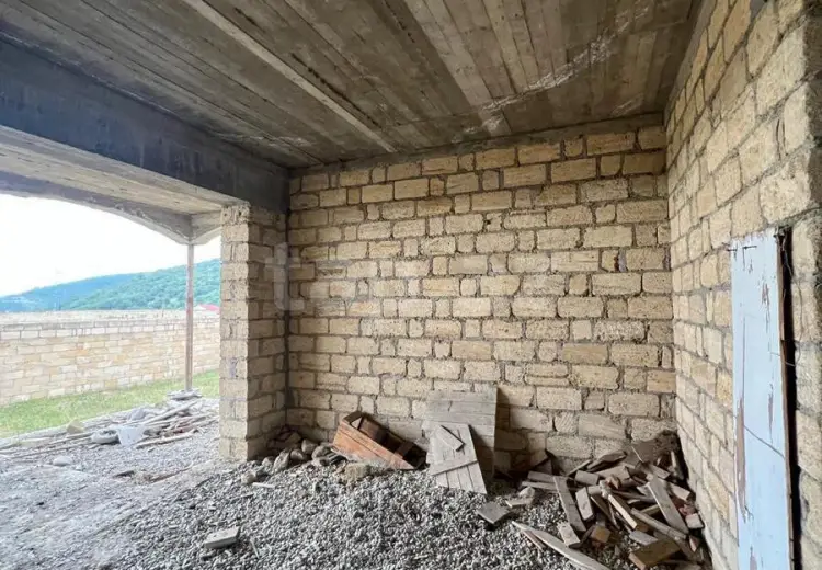 4 otaqlı mənzil , Quba