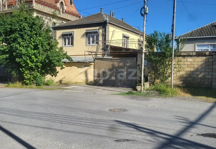 8 otaqlı mənzil , Xaçmaz
