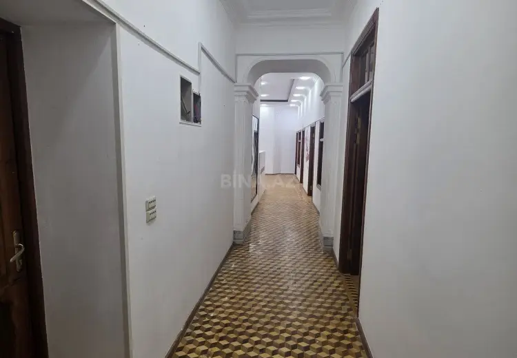 180 m² Obyekt / Ofis Kirayə (aylıq), Səbail, Bakı