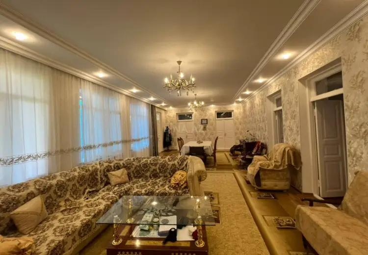 6 otaqlı mənzil Satılır, Gəncə