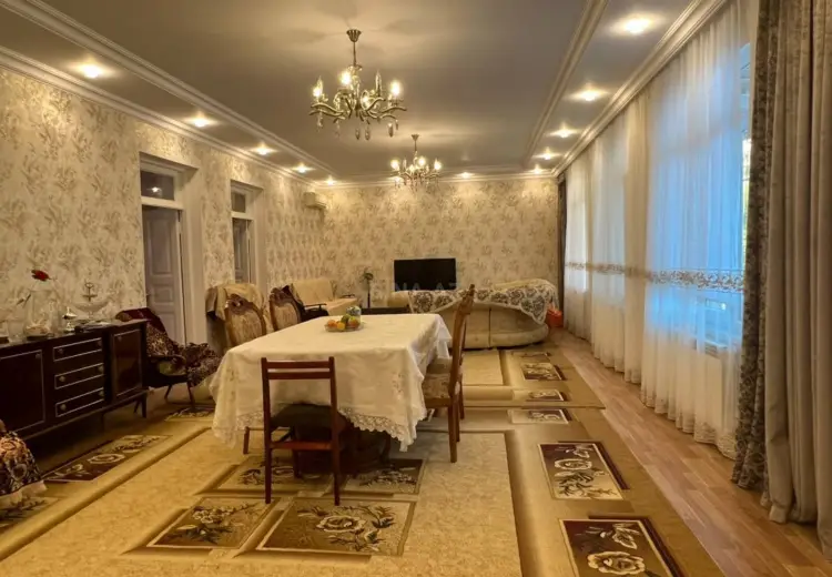 6 otaqlı mənzil Satılır, Gəncə