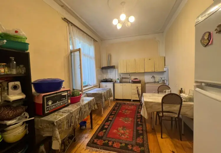 6 otaqlı mənzil Satılır, Gəncə